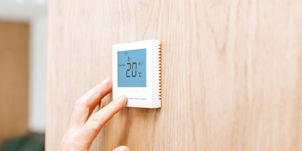 Rehabilitación / Reformas de Casas Monreal del Campo · Instalación de Sistemas Climatización y Aire Acondicionado